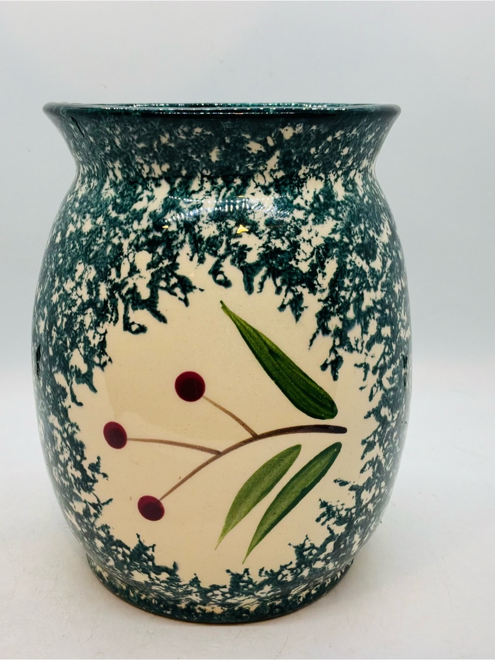 Molly Dallas VTG Green SpatterWare Utensils/Vase Leaves & Berries Farmhouse 7”T